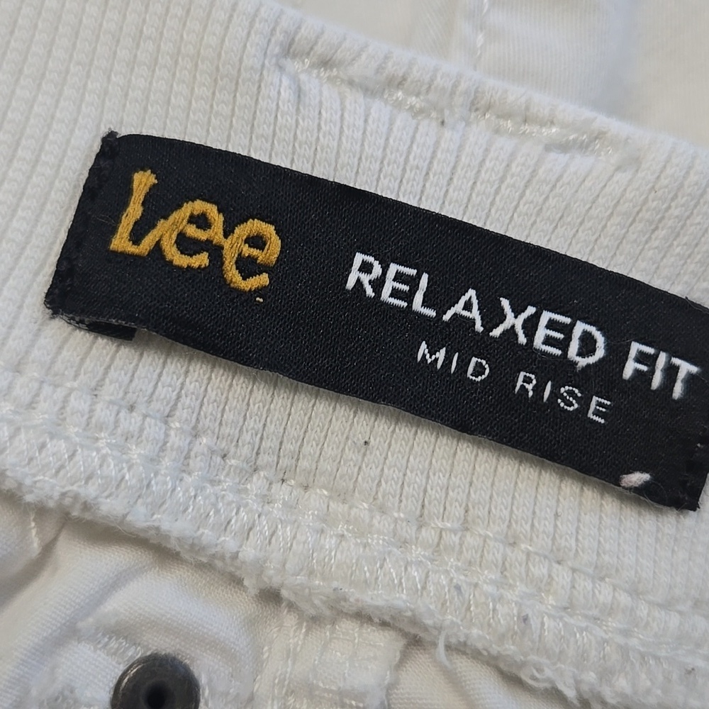 Lee Womens Relaxed Fit Mid Rise White Capris Adjustable Length Size 12 - Picture 4 of 5
